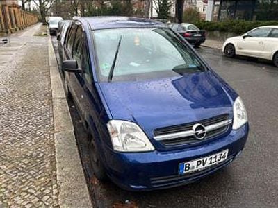 Blau Gebraucht 2005 Opel Meriva Van / Kleinbus | 1.350 € (Guter Preis)