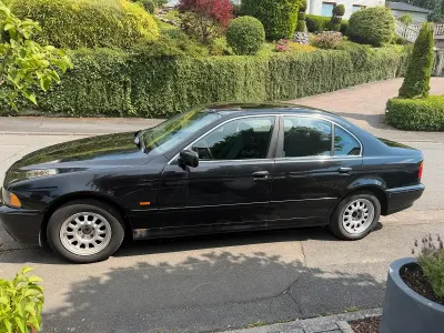 Gebraucht BMW 525 2001 Schwarz Limousine