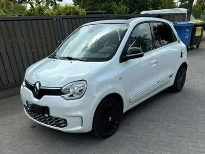 Używany Renault Twingo Urban Night 60 kW (82 KM) 2022 Biały Hatchback