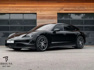 Gebraucht Porsche Taycan Sport Turismo Sport Turismo 350 kW (476 PS) 2023 Schwarz Kombi