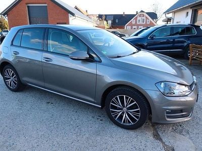 Gebraucht VW Golf VII Allstar 125 PS (91 kW) 2016 Grau Limousine