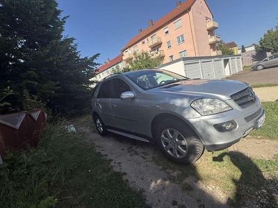 Mercedes ML280