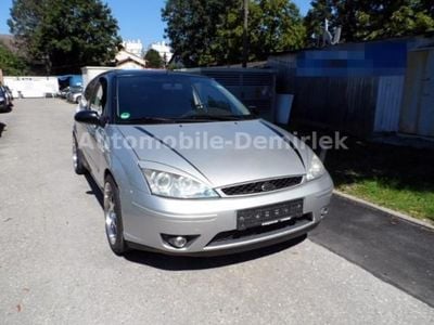 Gebraucht Ford Focus ST 173 PS (127 kW) 2004 Silber metallic Limousine