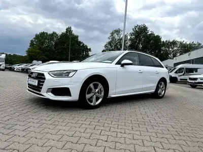 Gebraucht Audi A4 Advanced 204 PS (150 kW) 2023 Ibisweiß Kombi