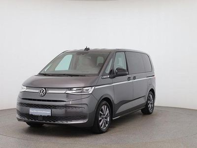 Gebraucht VW Multivan Style 150 PS (110 kW) 2024 Grau Van