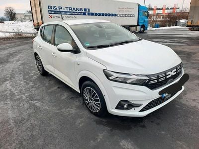Gebraucht Dacia Sandero Expression 101 PS (74 kW) 2024 Weiß Limousine