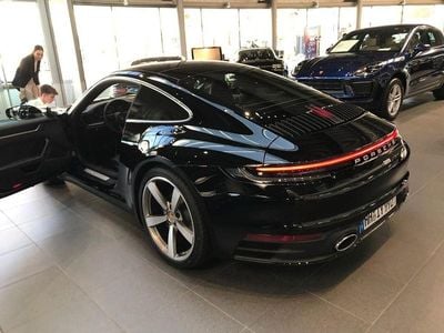 Porsche 911 Carrera