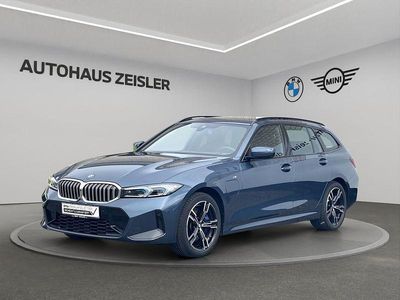 Gebraucht BMW 330e M Sport 184 PS (135 kW) 2025 Arctic race blue Kombi