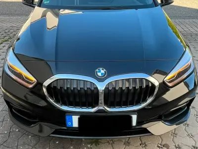 Gebraucht BMW 118 136 PS (100 kW) 2021 Schwarz Limousine