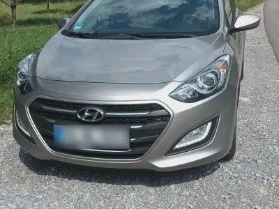 Gebraucht Hyundai i30 Style 110 PS (80 kW) 2015 Limousine