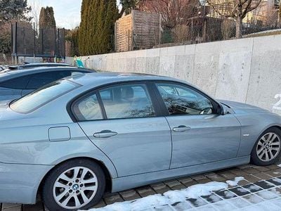 Gebraucht BMW 320 Performance 163 PS (119 kW) 2005 Grau Limousine