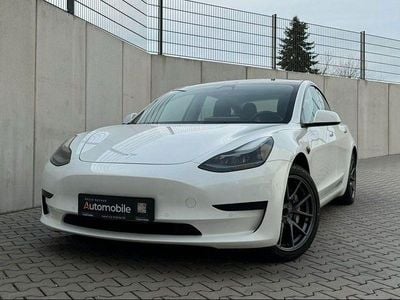 Gebraucht Tesla Model 3 Standard Range 239 kW (325 PS) 2021 Weiß Limousine
