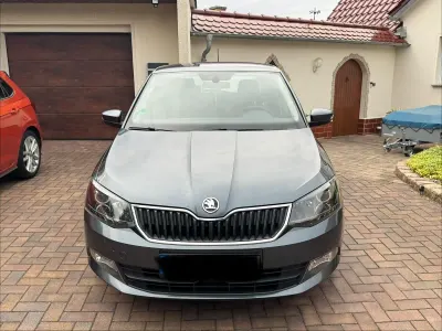 Gebraucht Skoda Fabia Ambition 90 PS (66 kW) 2016 Grau Limousine