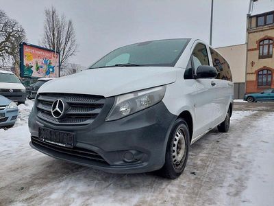 Weiß Gebraucht 2016 Mercedes Vito Van | 9.900 €