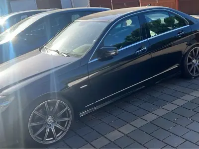 Gebraucht Mercedes 300 AMG 300 PS (220 kW) 2007 Schwarz Limousine