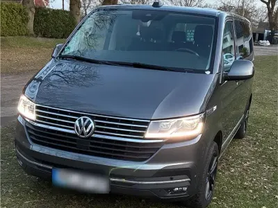 Gebraucht VW T6.1 Generation Six 150 PS (110 kW) 2020 Grau Van