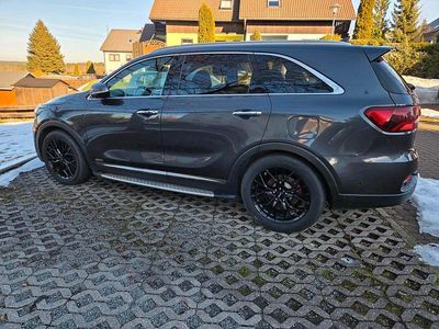 Grau Gebraucht 2019 Kia Sorento GT-Line SUV | 22.000 € (Fairer Preis)