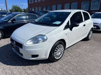 Gebraucht Fiat Grande Punto Active 65 PS (47 kW) 2012 Weiß Kleinwagen