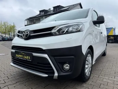 Gebraucht Toyota Proace 120 PS (88 kW) 2022 Weiß Van / Kleinbus