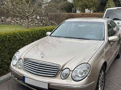 Gebraucht Mercedes E270 Elegance 177 PS (130 kW) 2002 Beige Limousine