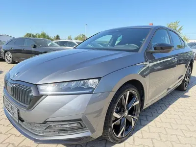 Gebraucht Skoda Octavia SportLine 204 PS (150 kW) 2022 Grau Limousine