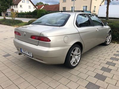 Alfa Romeo 156