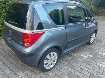 Peugeot 1007