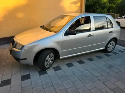Gebraucht Skoda Fabia 54 PS (39 kW) 2003 Silber Limousine