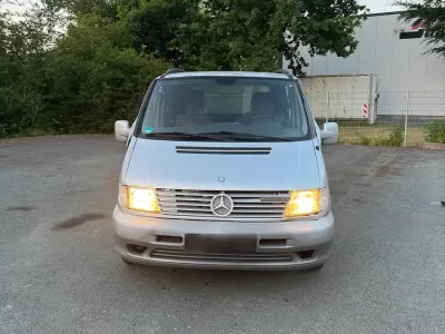 Używany Mercedes Vito 150 KM (110 kW) 2001 Srebrny Van