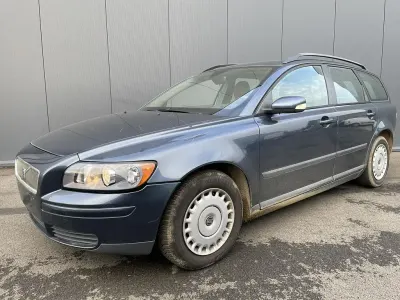 Gebraucht Volvo V50 109 PS (80 kW) 2005 Blau Kombi