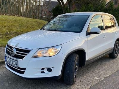 Gebraucht VW Tiguan 122 PS (89 kW) 2011 Weiß SUV