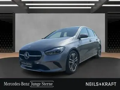 Gebraucht Mercedes B200 Progressive 163 PS (119 kW) 2025 Grau Kleinwagen