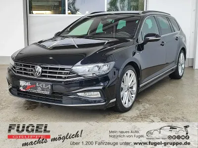 Gebraucht VW Passat R-line 200 PS (147 kW) 2022 Deep black perleffekt Kombi