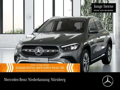 Gebraucht Mercedes GLA180 Progressive 136 PS (100 kW) 2025 Grau SUV