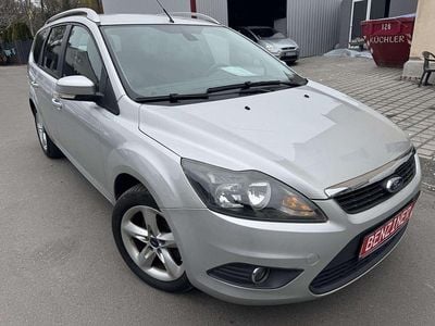 Gebraucht Ford Focus Style 125 PS (91 kW) 2009 Grau Kombi