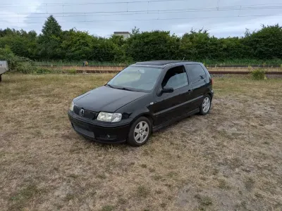 Gebraucht VW Polo Basis 60 PS (44 kW) 2000 Schwarz Limousine