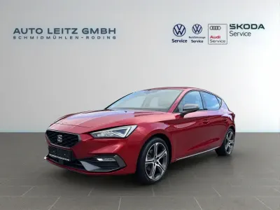 Gebraucht Seat Leon FR-Line 150 PS (110 kW) 2022 Rot Limousine