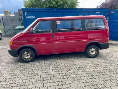 Gebraucht VW T4 90 PS (66 kW) 1996 Rot Van