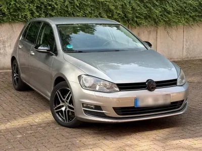 Gebraucht VW Golf VII 105 PS (77 kW) 2013 Silber Kleinwagen