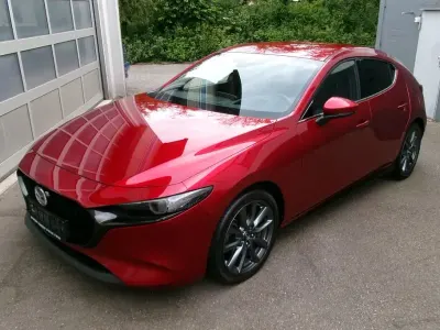 Gebraucht Mazda 3 Selection 116 PS (85 kW) 2019 Rot Limousine