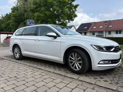 Gebraucht VW Passat Comfortline 125 PS (91 kW) 2016 Weiß Kombi