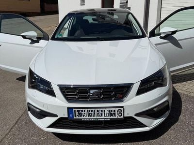 Begagnad Seat Leon SC FR 179 HK (131 kW) 2017 Vit Halvkombi
