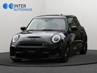 Gebraucht Mini Cooper S Classic 178 PS (130 kW) 2023 Schwarz Kleinwagen
