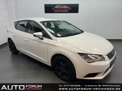 Gebraucht Seat Leon Reference 90 PS (66 kW) 2014 "candy" weiss Limousine