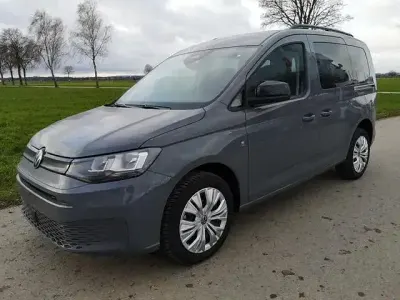 Neu VW Caddy Family 102 PS (75 kW) 2025 Andere Van / Kleinbus