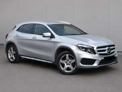 Gebraucht Mercedes GLA200 AMG line 156 PS (114 kW) 2016 Silber SUV