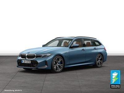 Gebraucht BMW 330e M Sport 292 PS (214 kW) 2025 Blau Kombi