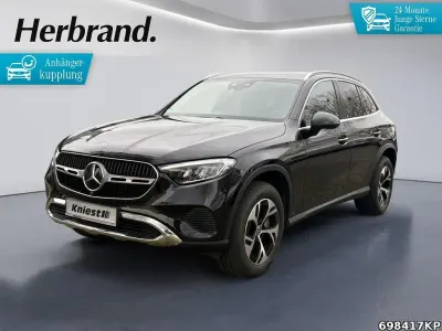 Używany Mercedes GLC300e Avantgarde 333 KM (244 kW) 2024 Czarny SUV