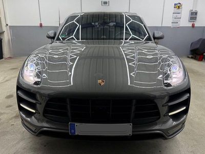 Porsche Macan Turbo