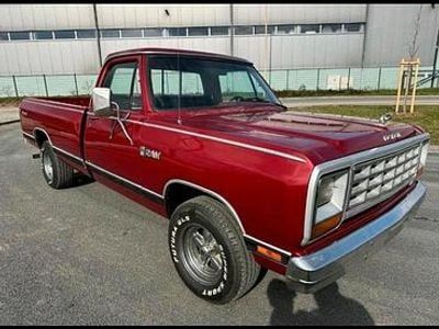 Second-hand Dodge Ram 1983 Roșu Pickup